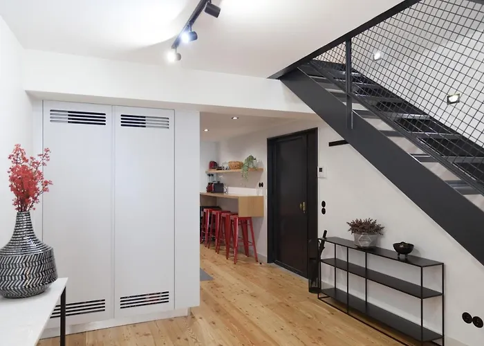 Flh Intendente Industrial Design Duplex Apartment Lissabon