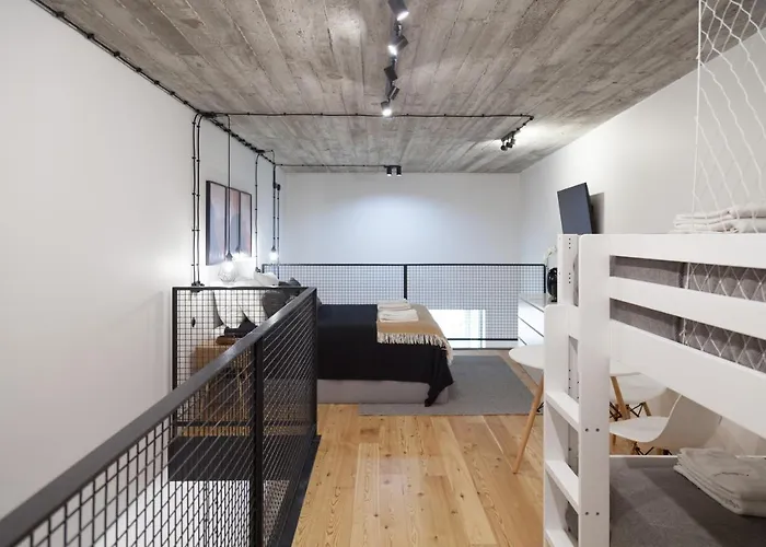 Flh Intendente Industrial Design Duplex 리스본